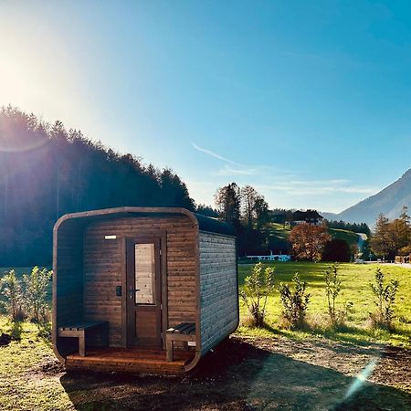 Das Gruenhaus - Dein Chalet In Grünau im Almtal Eksteriør bilde
